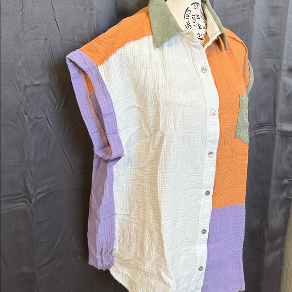 Colorblock Women’s blouse by GeeGee - Picture 2 of 5